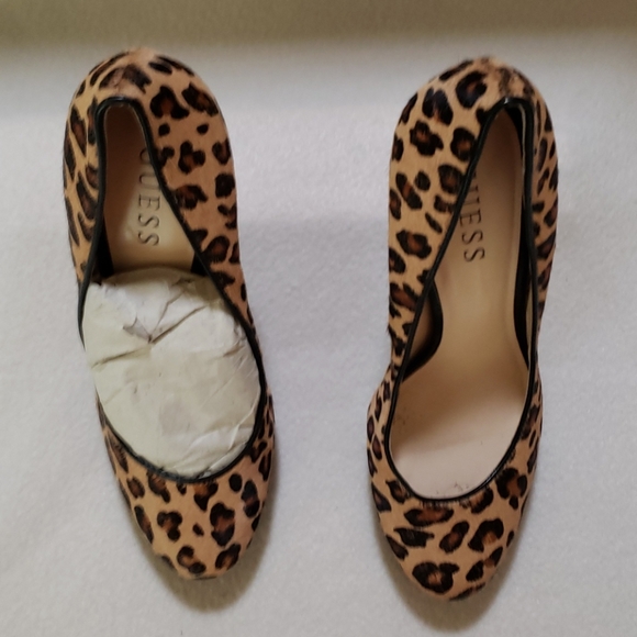 Guess sz 7 stiletto leopard calf skin BNWOB never - Picture 3 of 6